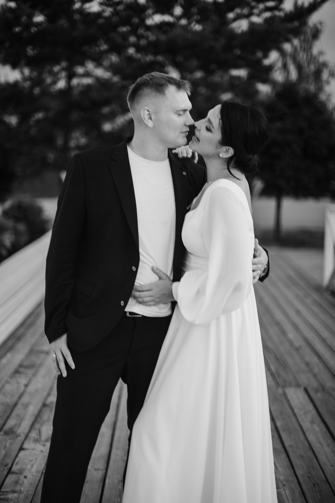 Веселая свадебная фотосессия в изгибе ярославль. Свадебный фотограф Ярославль Дмитрий Васячкин