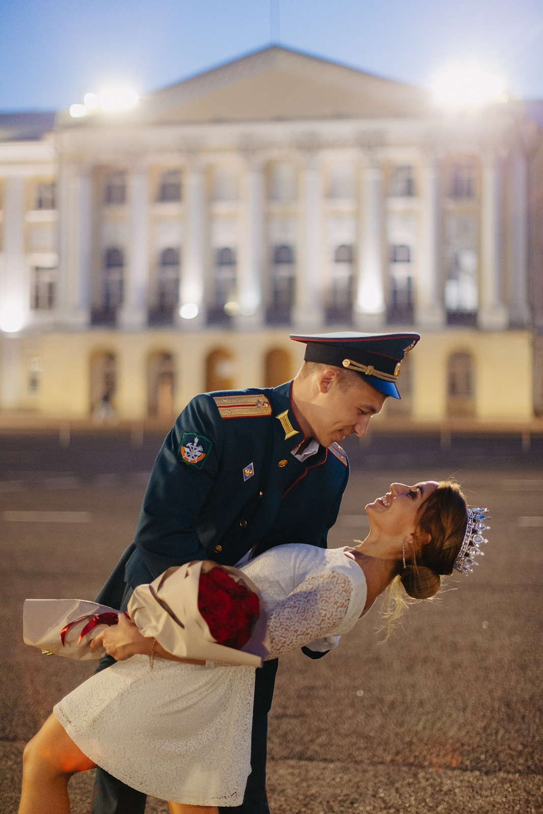  Теплая фотосессия в сепии: свадьба в Москве в ретро-стиле  