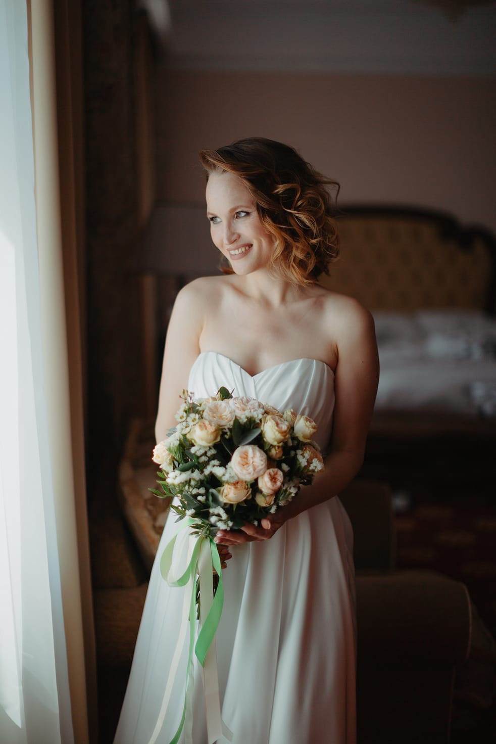 Сочные цвета на свадебных снимках ярославля под веселую музыку. Свадебный фотограф Ярославль Дмитрий Васячкин