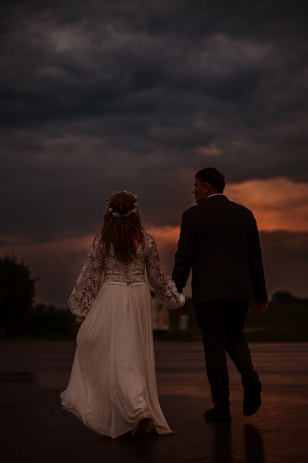 Глемпинг парк клевер приглашает вас на фотосессию к фотографу васячкин. Свадебный фотограф Ярославль Дмитрий Васячкин