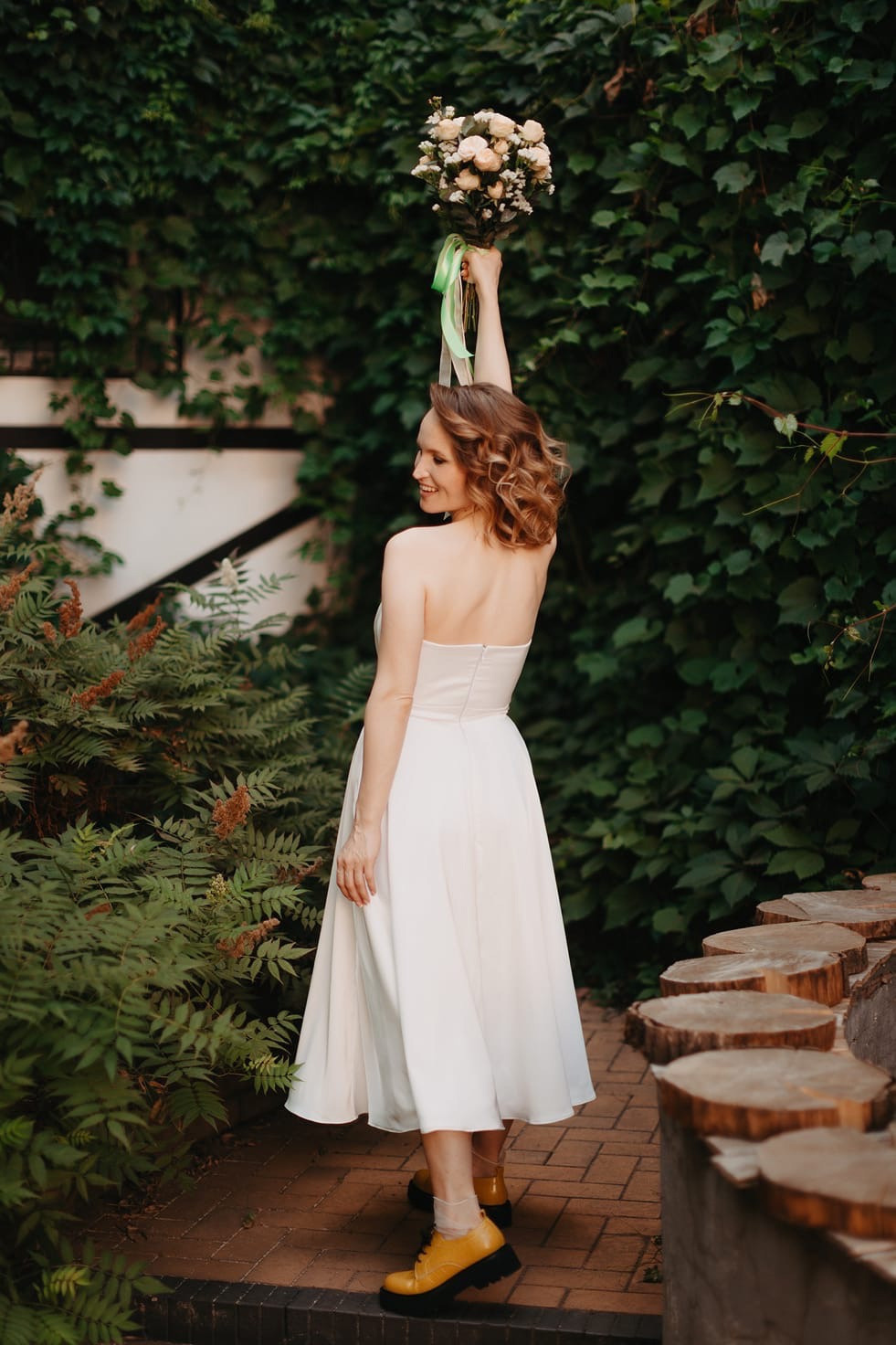 Сочные цвета на свадебных снимках ярославля под веселую музыку. Свадебный фотограф Ярославль Дмитрий Васячкин