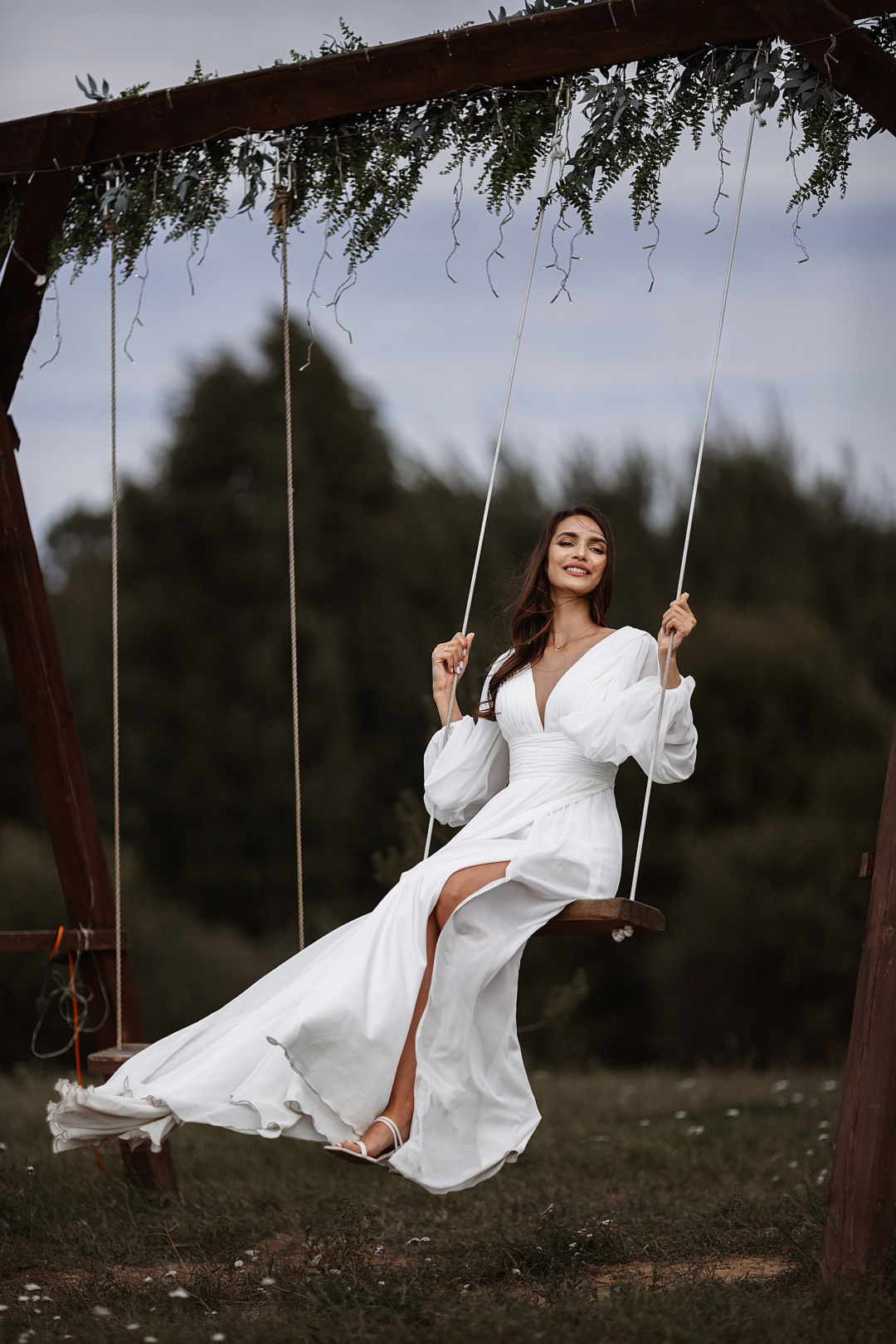 Глемпинг парк атмосфера и изысканная свадебная романтика в фотографиях. Свадебный фотограф Ярославль Дмитрий Васячкин