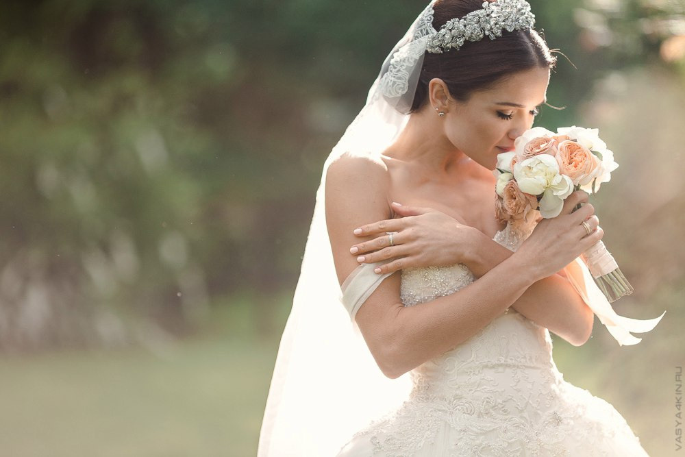 Свадебные фотографии на природе в снегу