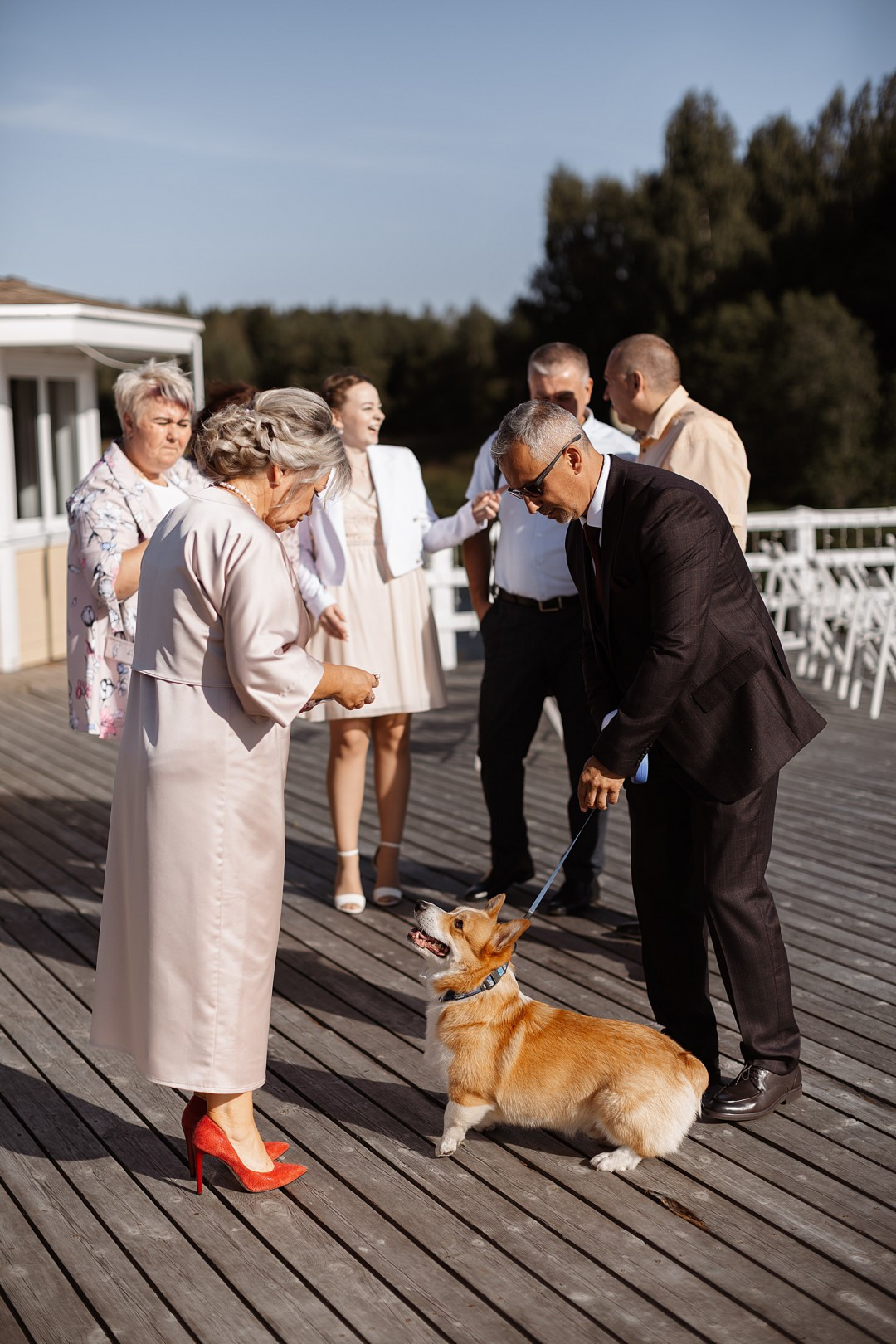  Фото влюбленной пары на улицах Ярославля