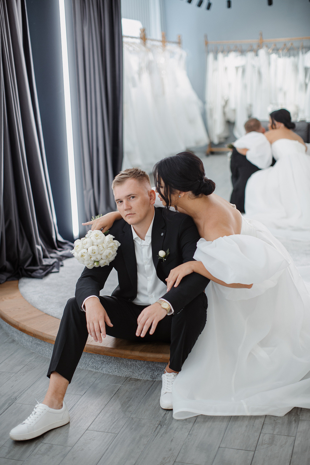  Легкая и непринужденная свадебная регистрация под открытым небом