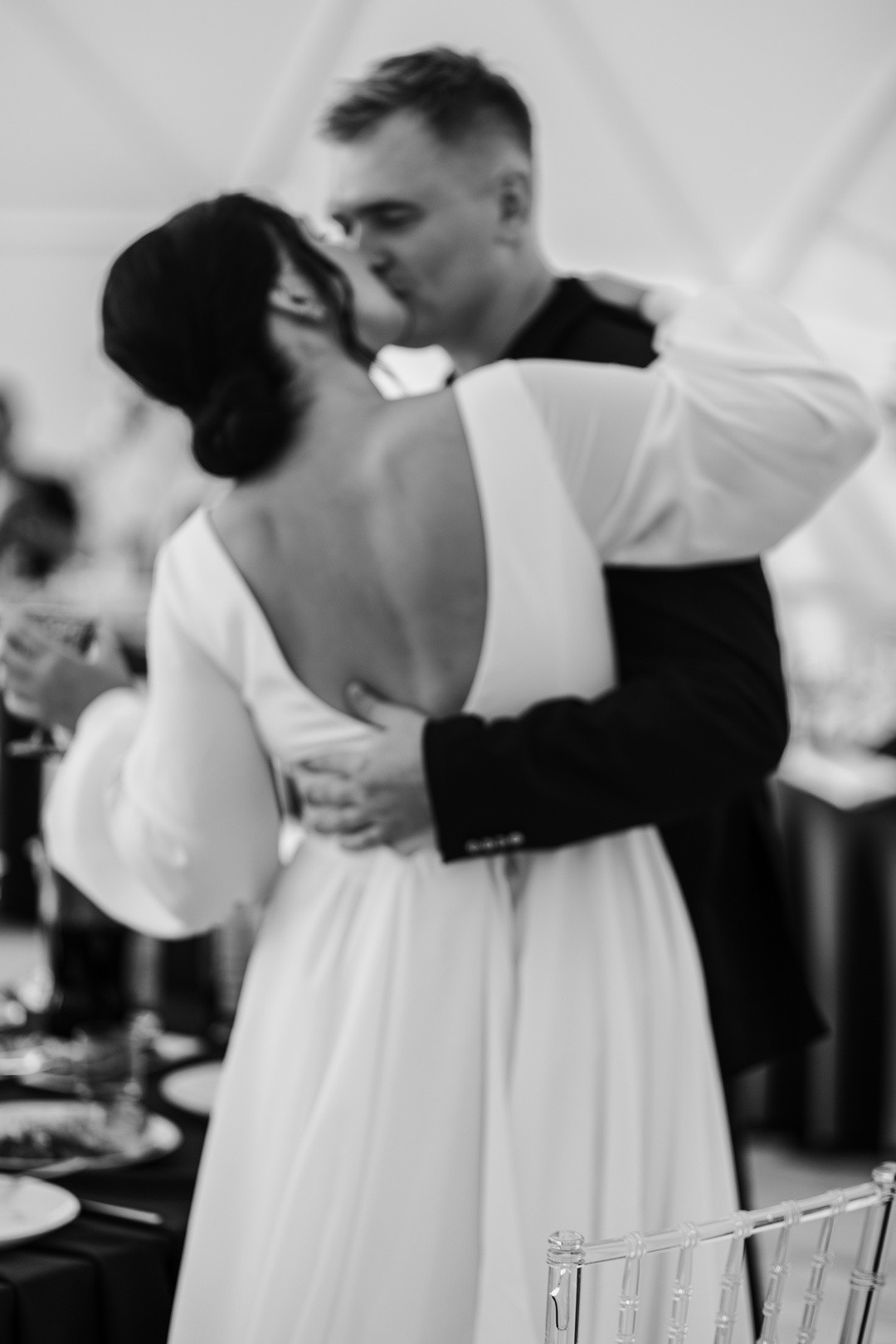 Веселая свадебная фотосессия в изгибе ярославль. Свадебный фотограф Ярославль Дмитрий Васячкин