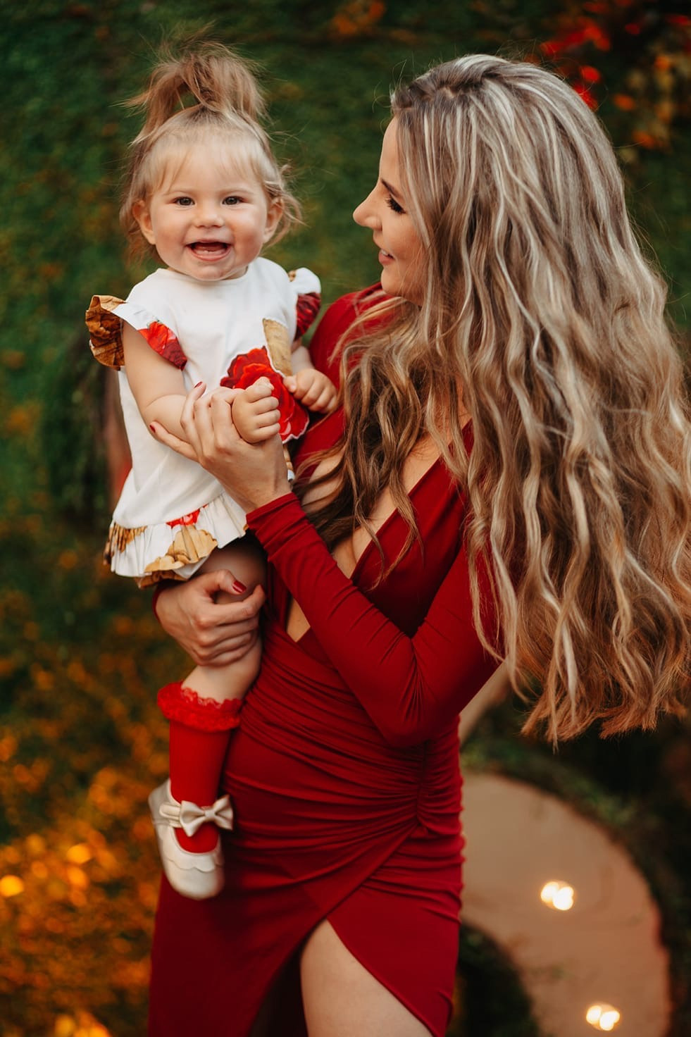 Свадебные фотографии с использованием зеркала