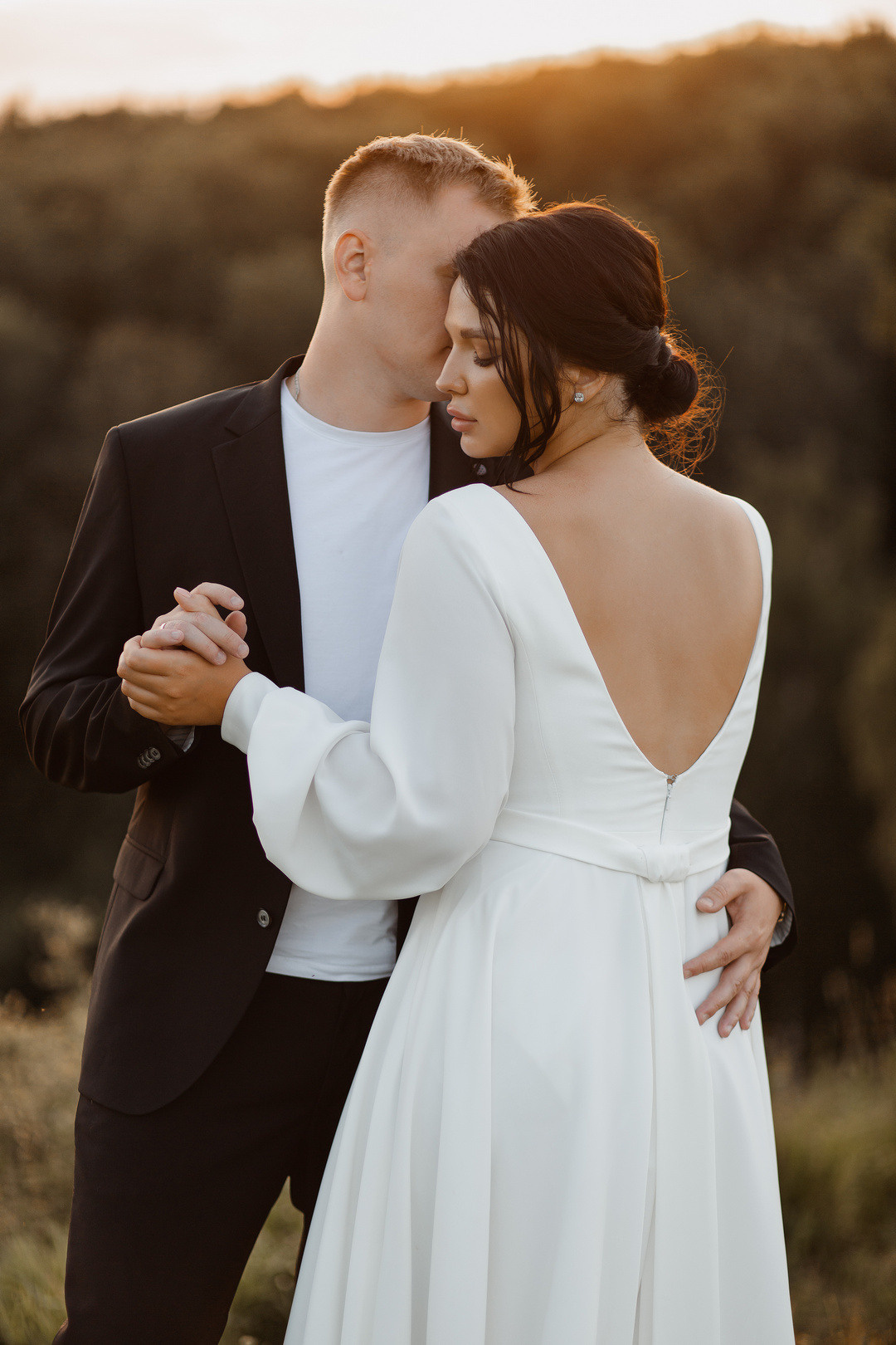 Веселая свадебная фотосессия в изгибе ярославль. Свадебный фотограф Ярославль Дмитрий Васячкин