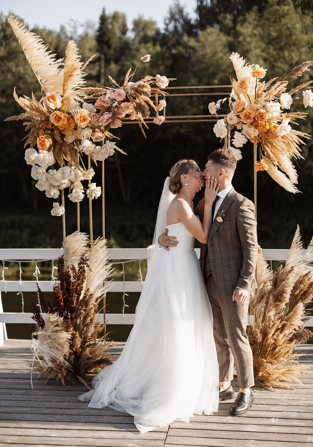  Вместе навсегда на площади Ломоносова