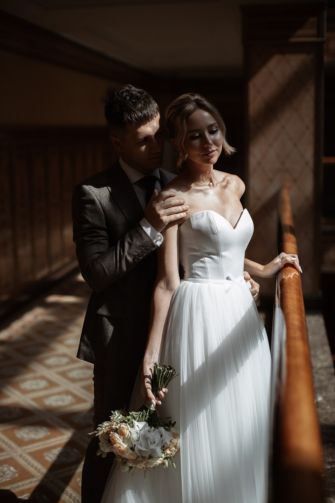  Семейная идиллия возле кинотеатра Ленинград