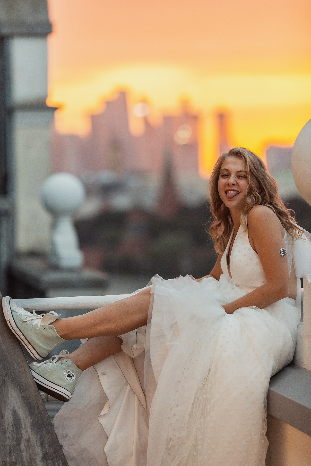  Романтическая прогулка возле Комбика