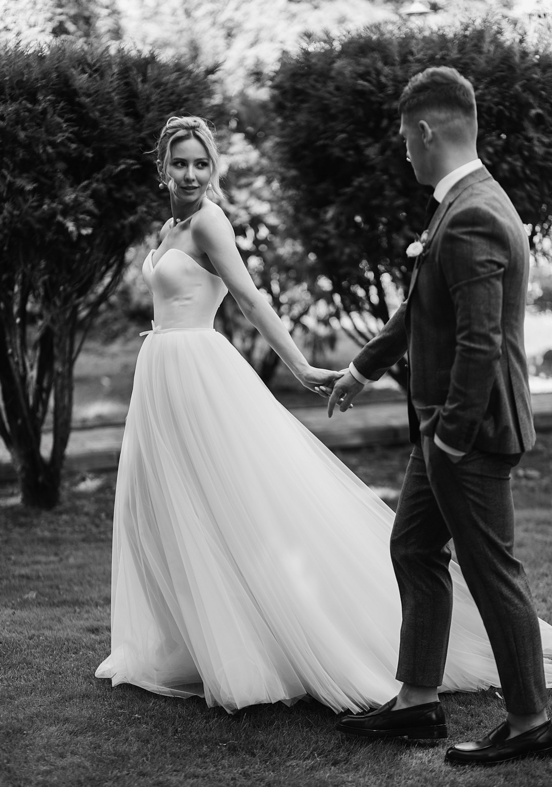  Романтическая атмосфера рядом со зданием Чацкого