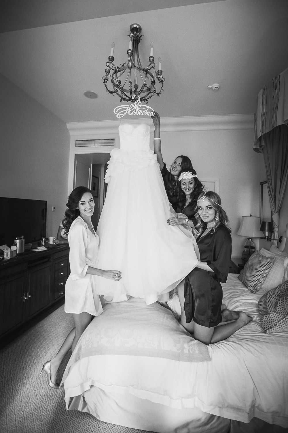 Свадьба в отеле Four Seasons Lion Palace St. Petersburg. Семейный, портретный и свадебный фотограф в Санкт-Петербурге и Москве