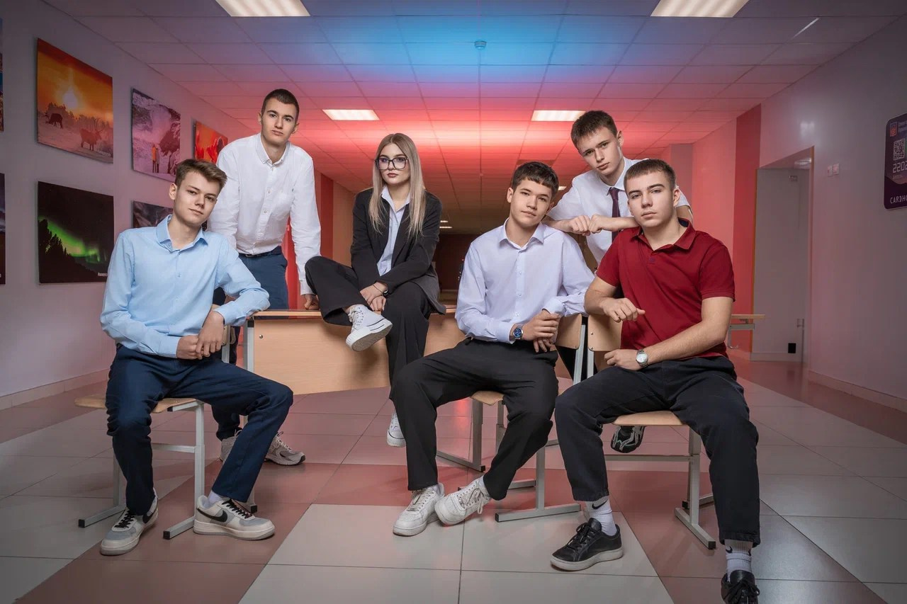 Школьная фотография Мурманская область 9 класс. Выпускные Альбомы Мурманск Санкт-Петербург