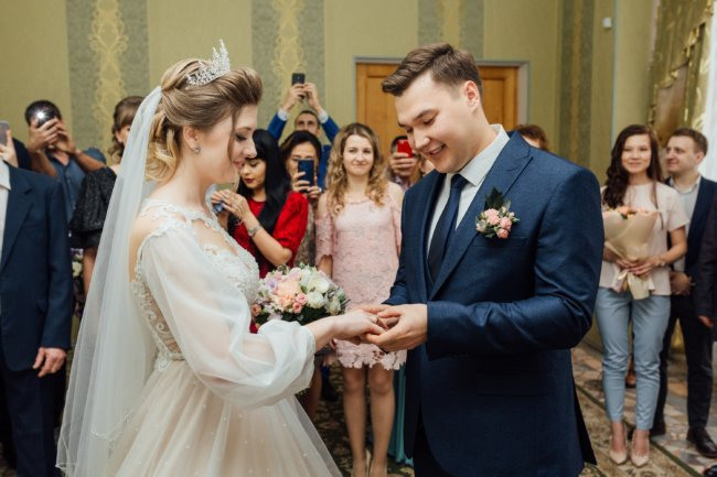 Все професссионалы на свадьбе. Павел Козырь — профессиональный фотограф в Пензе