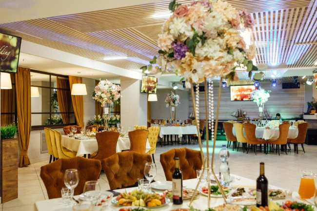 Все професссионалы на свадьбе. Павел Козырь — профессиональный фотограф в Пензе