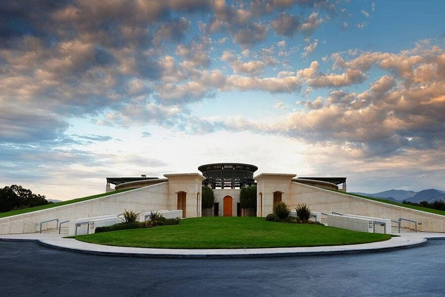 Opus One США. Фотограф для маркетплейсов Михаил Бове