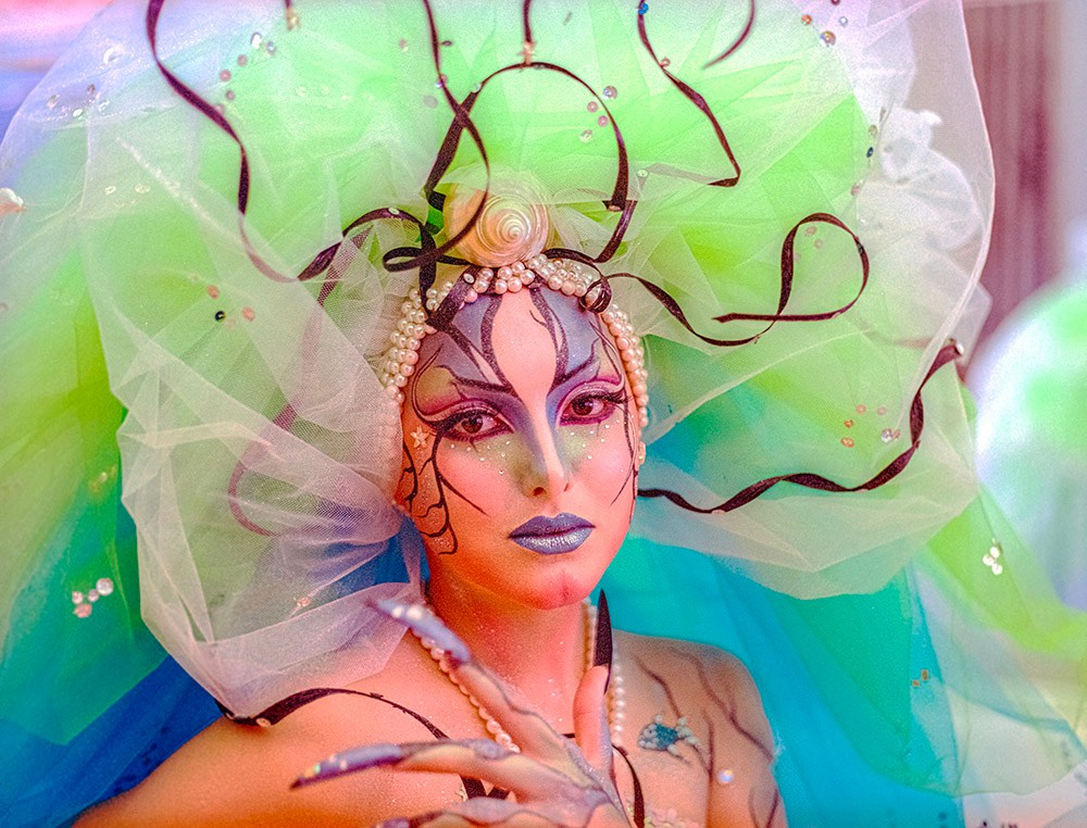 Интер шарм. Движение жизни. Фотокорреспондент Александр Поляков. Москва