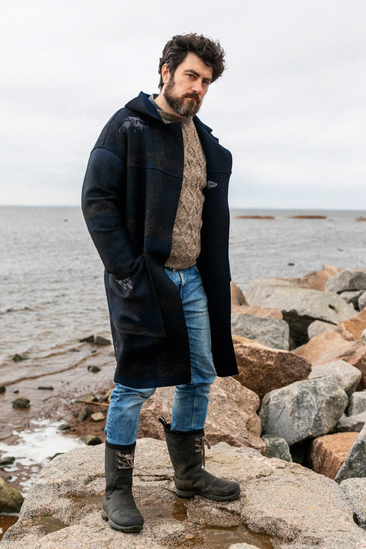 Александр, 180 см, 50-52. KED Production — продакшн из СПб. Создаём фото, видео и контент, который помогает брендам и селлерам продавать больше