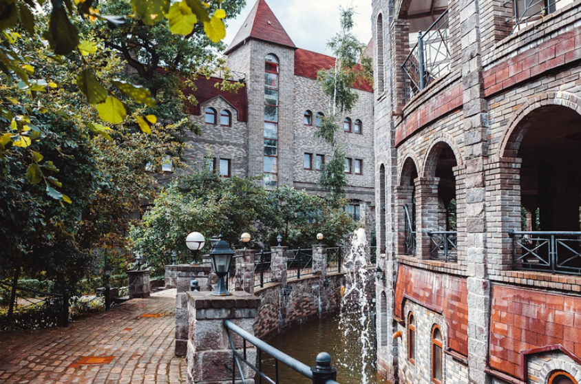 Площадка № 4-8. Свадебный организатор Москва