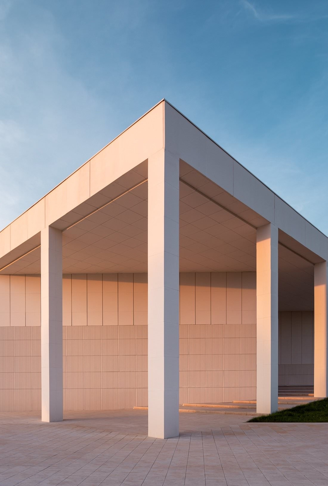 City and architectural portfolio of photographer Vadim Sherbakov. Vadim Sherbakov Portfolio