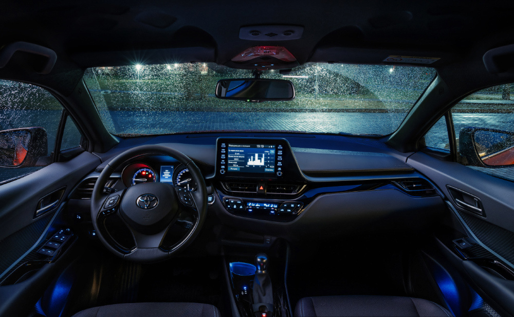 Автомобильный фотограф в Гродно Рекламный фотограф Андрей Бортников, Toyota C-HR / Тойота Chr интерьер