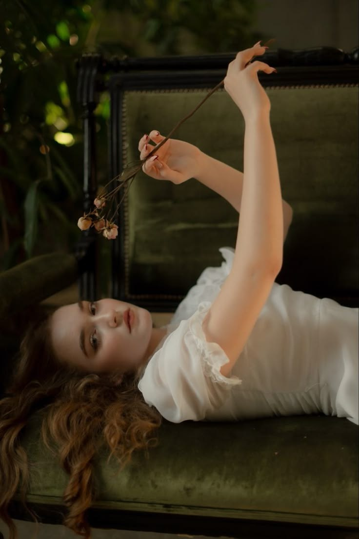 Фотосессия с цветами. Фотограф в Иркутске Кристина Телегина