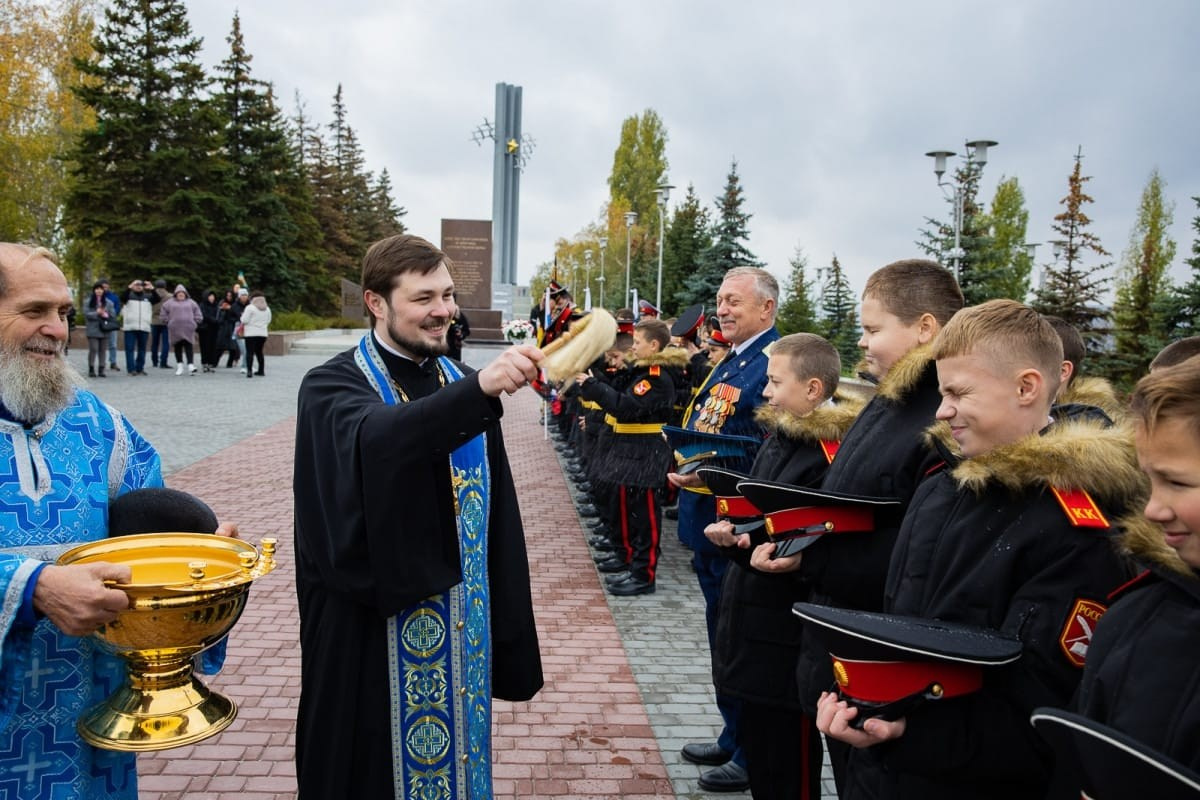 Священник поздравил кадетов с принятием Присяги. Саратовское Северо-Западное благочиние