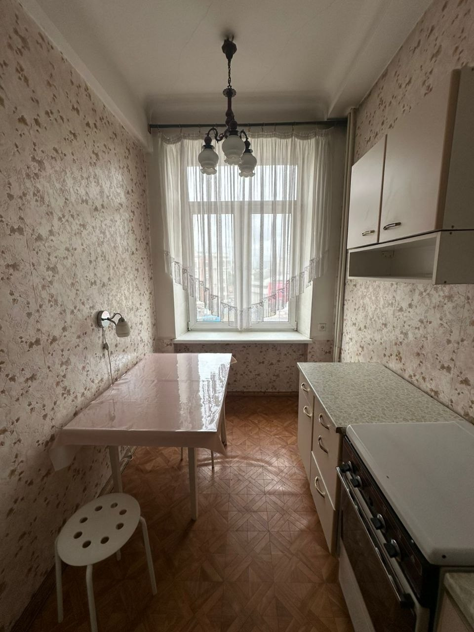 Кутуза Флиппинг, 54 м. Главная