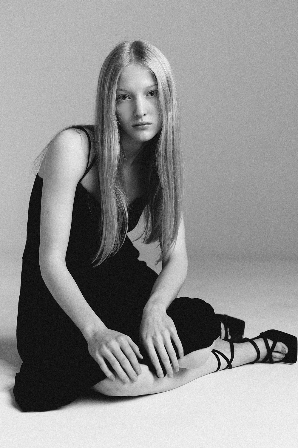 Marina. N10 MODEL MANAGEMENT