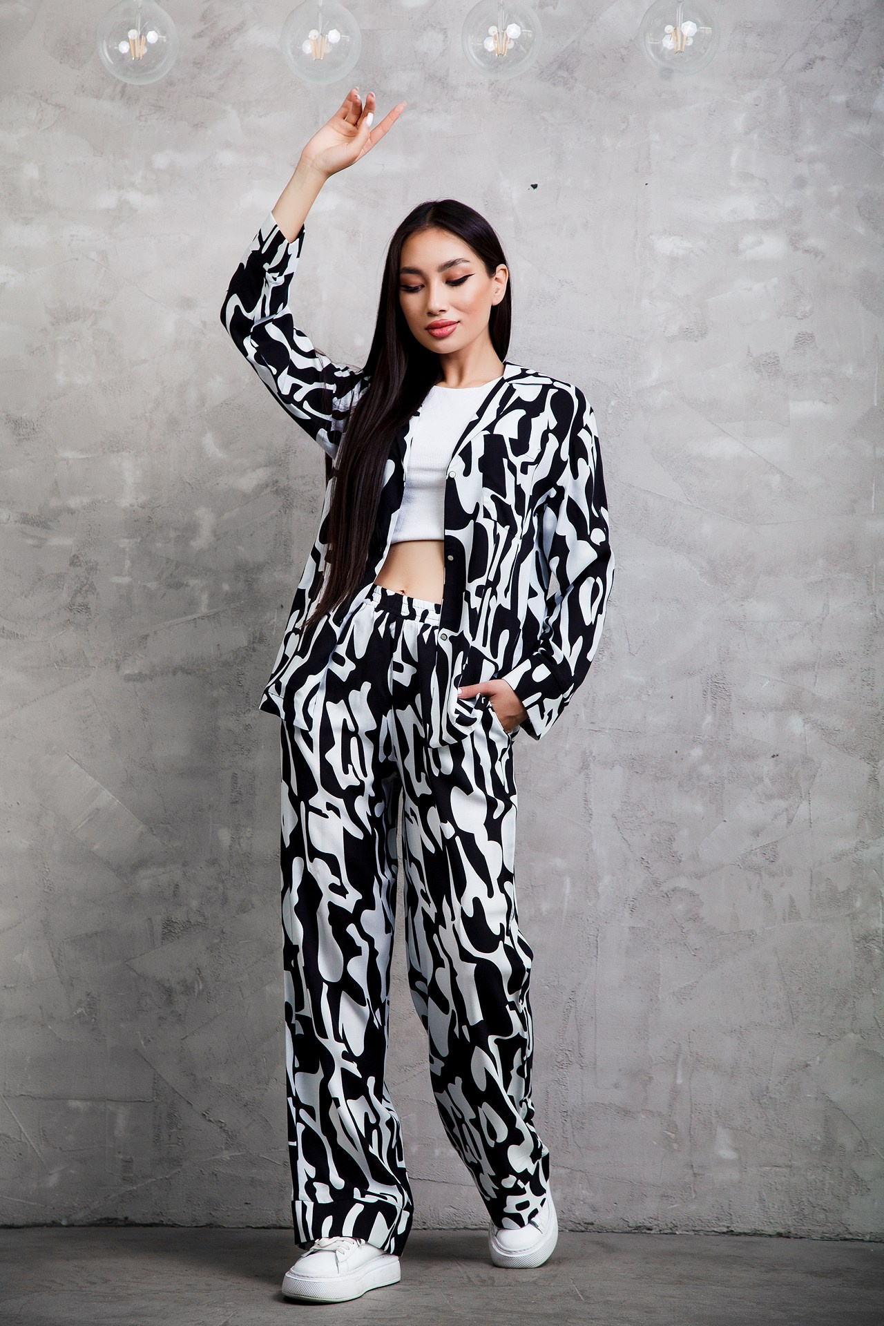 Реклама женской одежды. Натан Супервайзер по Продакшену