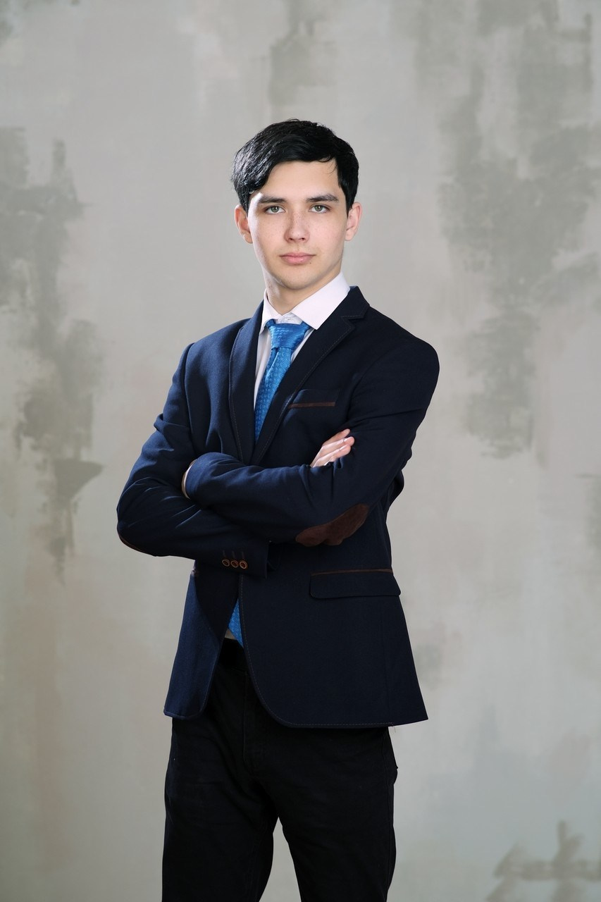 Старшие классы. Фотоальбом для школ и садиков с дополненной реальностью