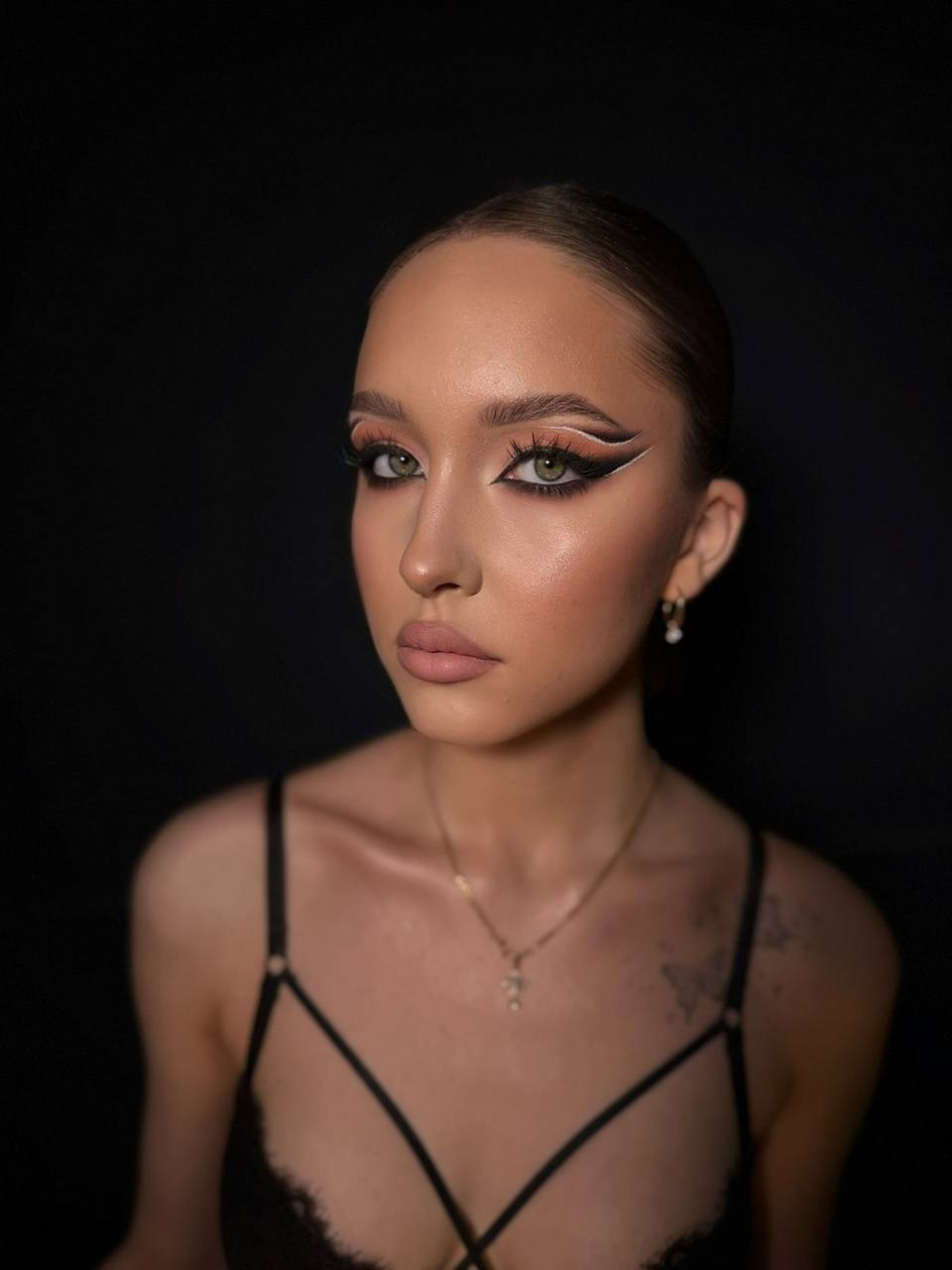 Елизавета 167. Международное модельное материнское агентство «Open models»