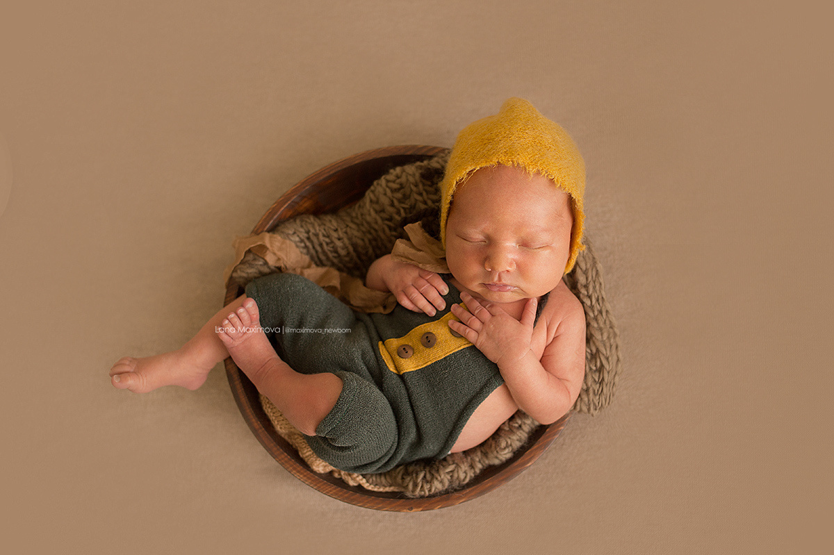 Фотосессия новорождённого. Фотограф новорождённых малышей и детский фотограф В Казани Лана Максим