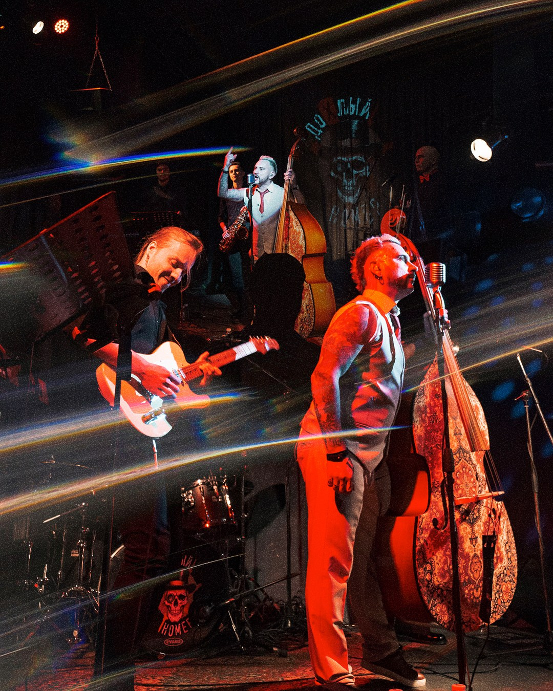 Шайка Дохлый Номер. Графический дизайнер Илья Левченко