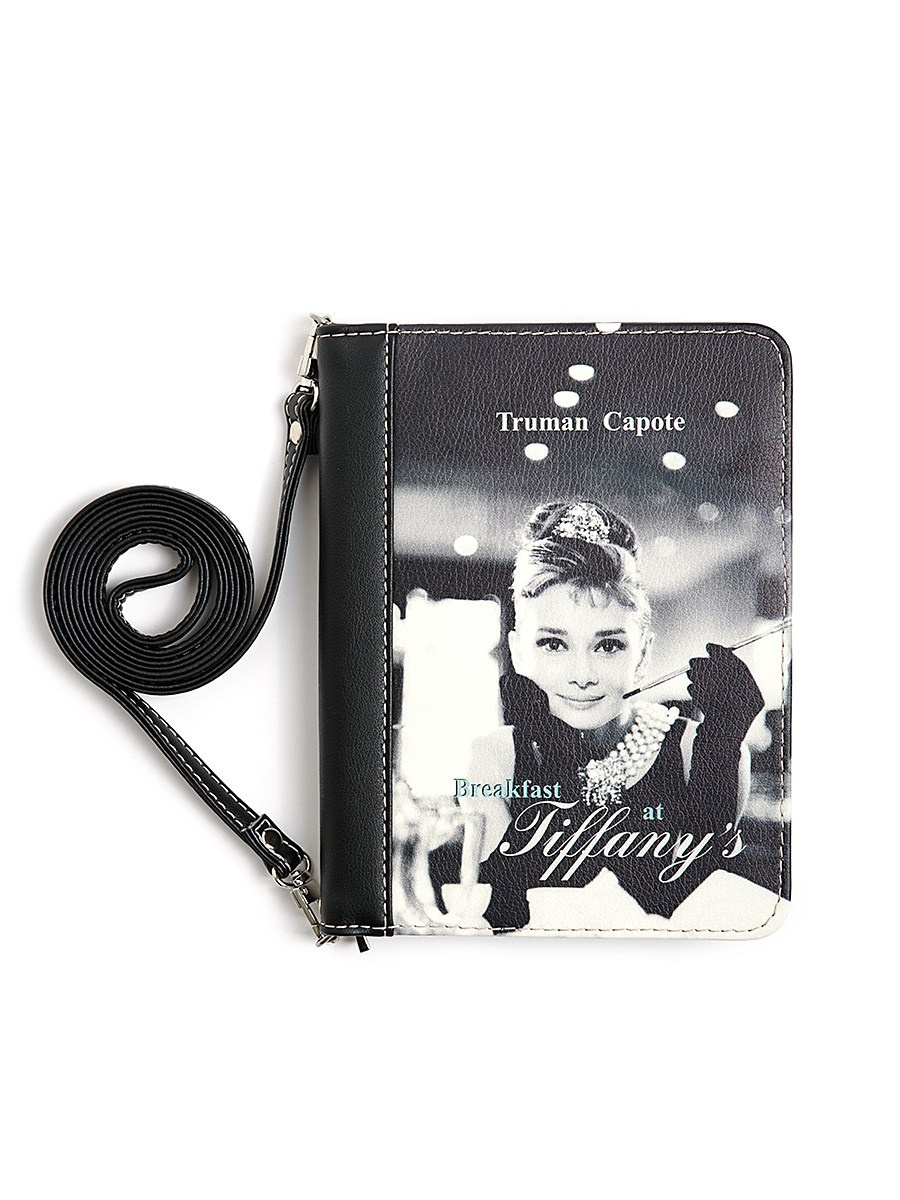 Сумка-клатч. Контент фотограф, съемка для маркетплейсов, фуд съемка и репортажи в Новосибирске Ралия Галеева