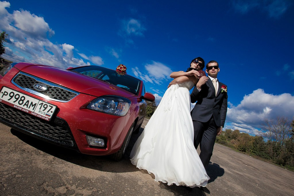 medlori fotobook Фотокниги в Липецке. Свадебная фотокнига «WEDDING DAY» Фотокнига постраничная (от 20 до 40 страниц), цена зависит от количества разворотов. Варианты фотокниг, созданные мной от фотосъёмки до дизайна. Цена: от 7500 руб за 10 разворотов. Обложка жёсткая, листы 350 мг. Фотограф Медведева Лариса.