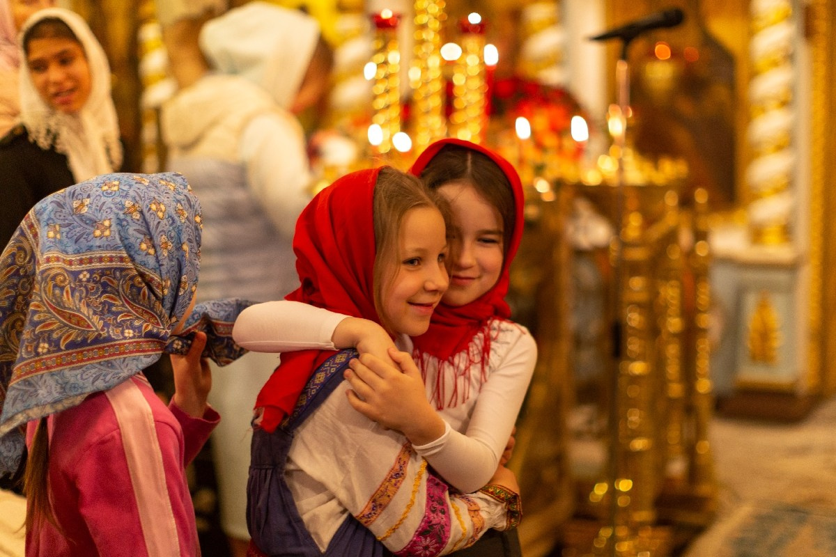 Пасха в Храме Успения Пресвятой Богородицы в Путинках (2 мая 2021 г.). Фотограф Наталья Угрюмова, г. Москва
