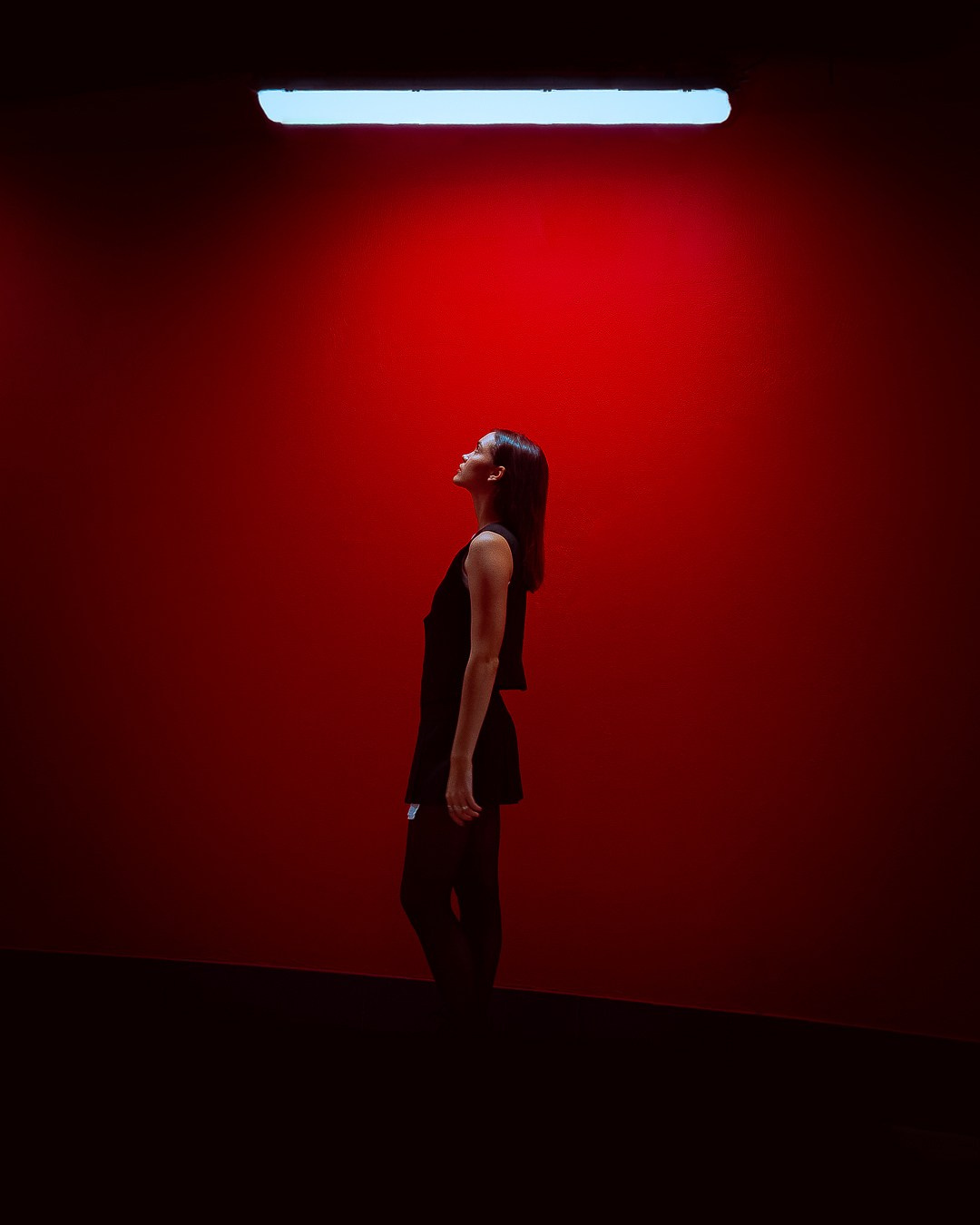 Individuale. Fotografo a Mosca con un’atmosfera notturna di foto