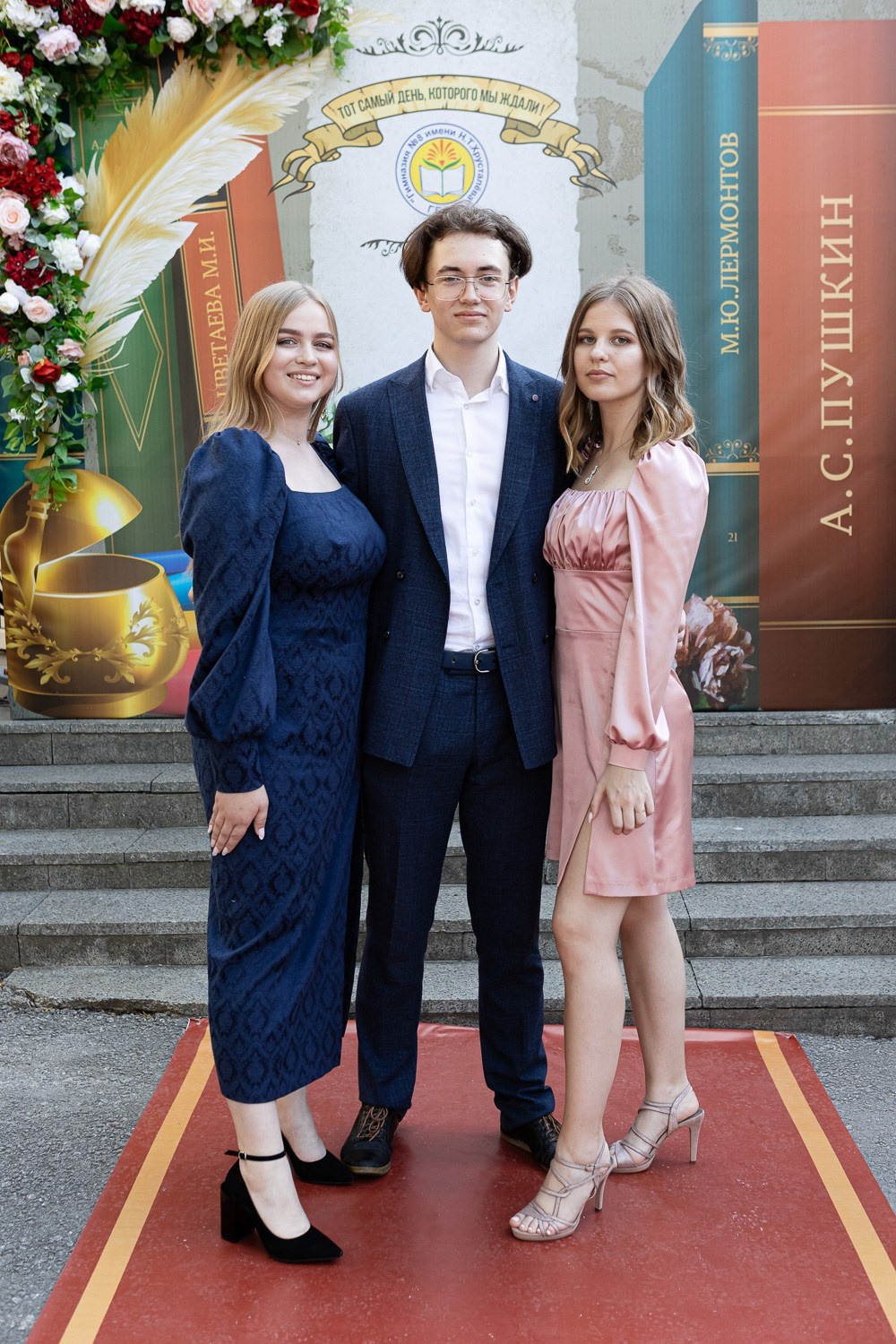 Фотосъёмка выпускного в школе. Свадебный фотограф, фотосъемка в Крыму, Севастополе, Симферополе, Ялте