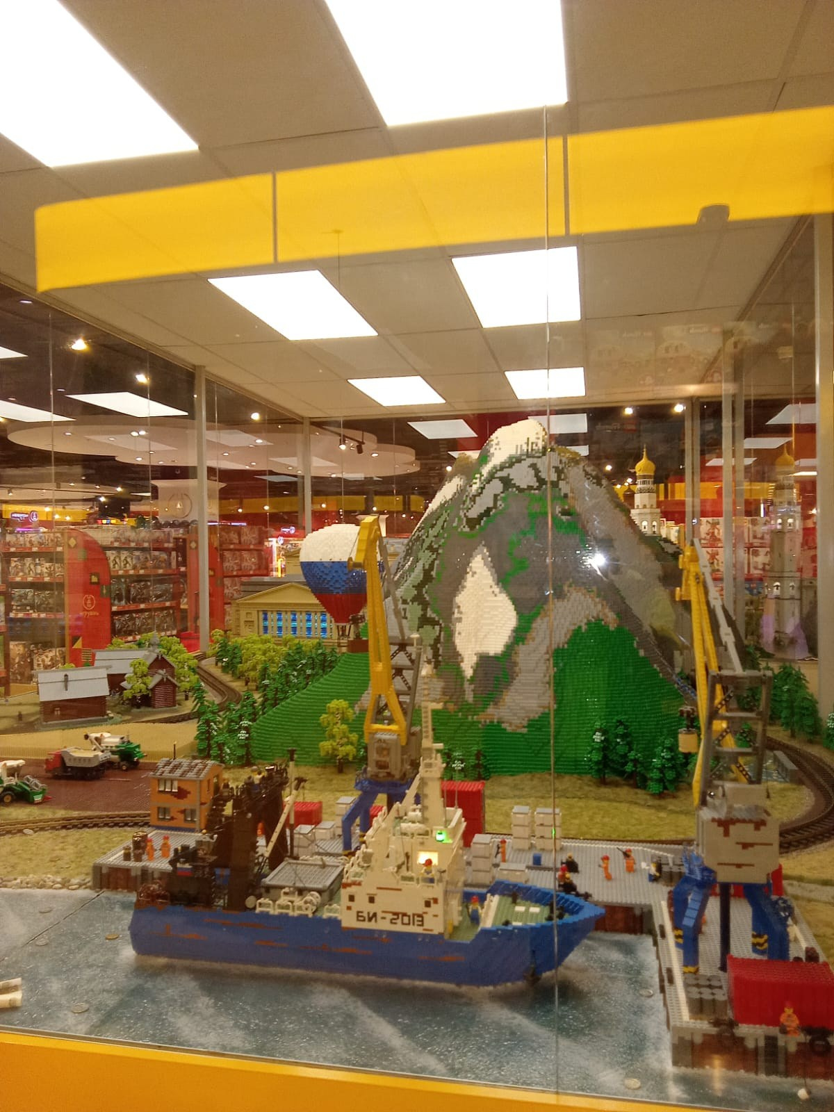 конструктор Лего Lego, самый большой, Центральный детский мир, ЦДМ, Москва