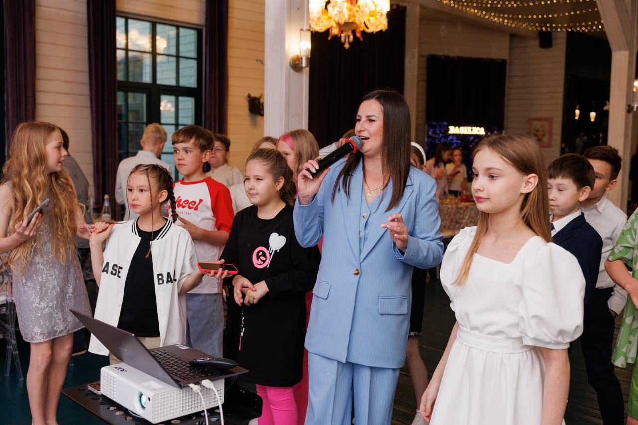 Выпускной 4 класс. Ведущий на свадьбу юбилей корпоратив в Москве и МО Светлана Винокурова