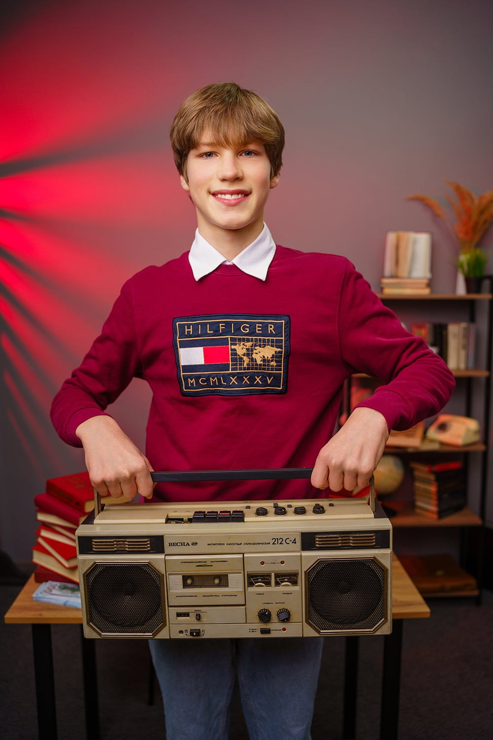 Выпускные альбомы для 7 класса: студийные фотосессии в Красноярске. СИГМА | Студия выпускных альбомов Красноярск