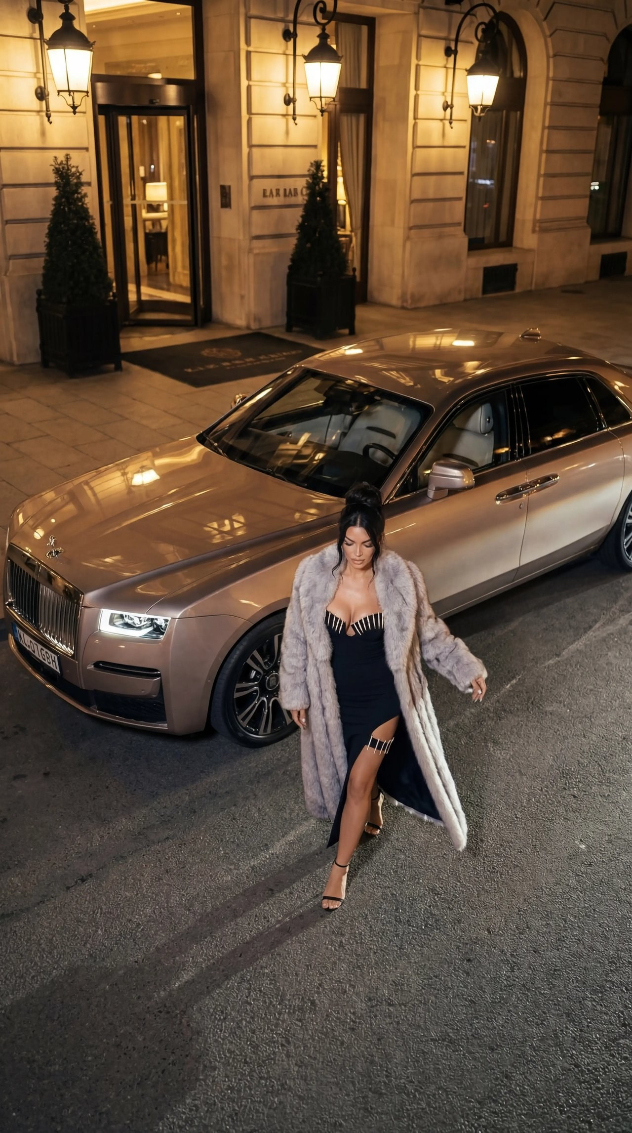 Перенос одежды. AI — креатор