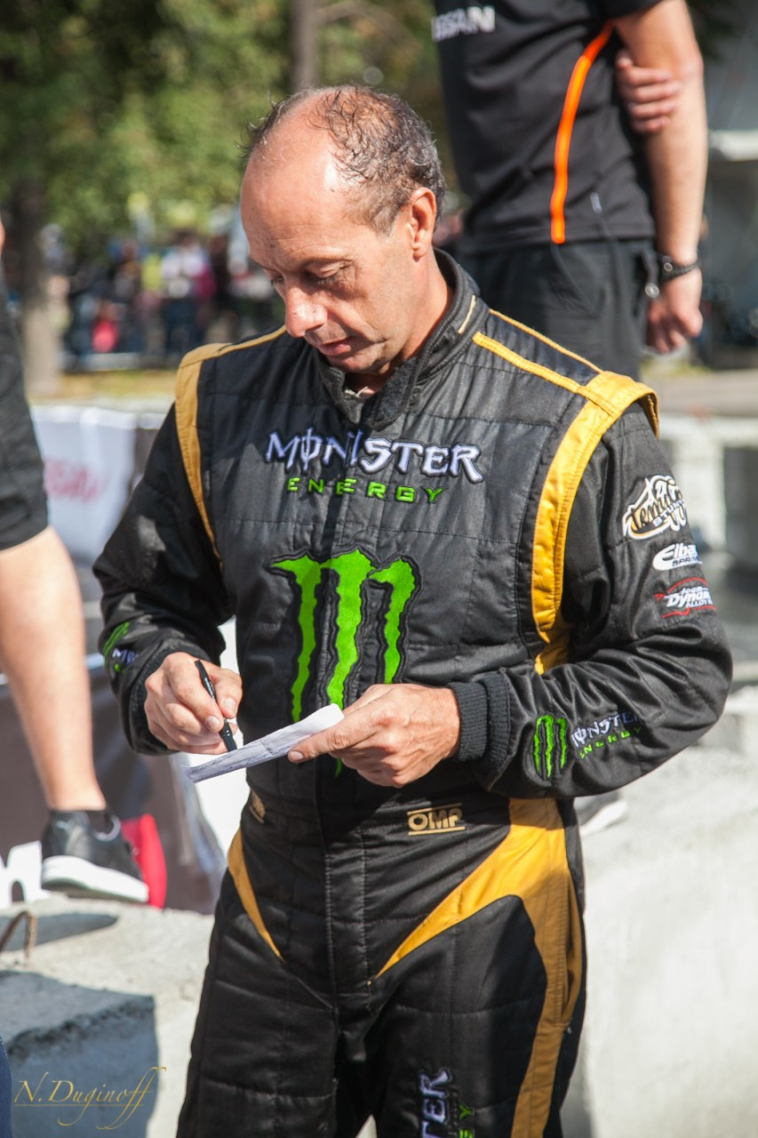 Nissan Nissmo Drive. Профессиональный фотограф Дугинов Николай | Екатеринбург