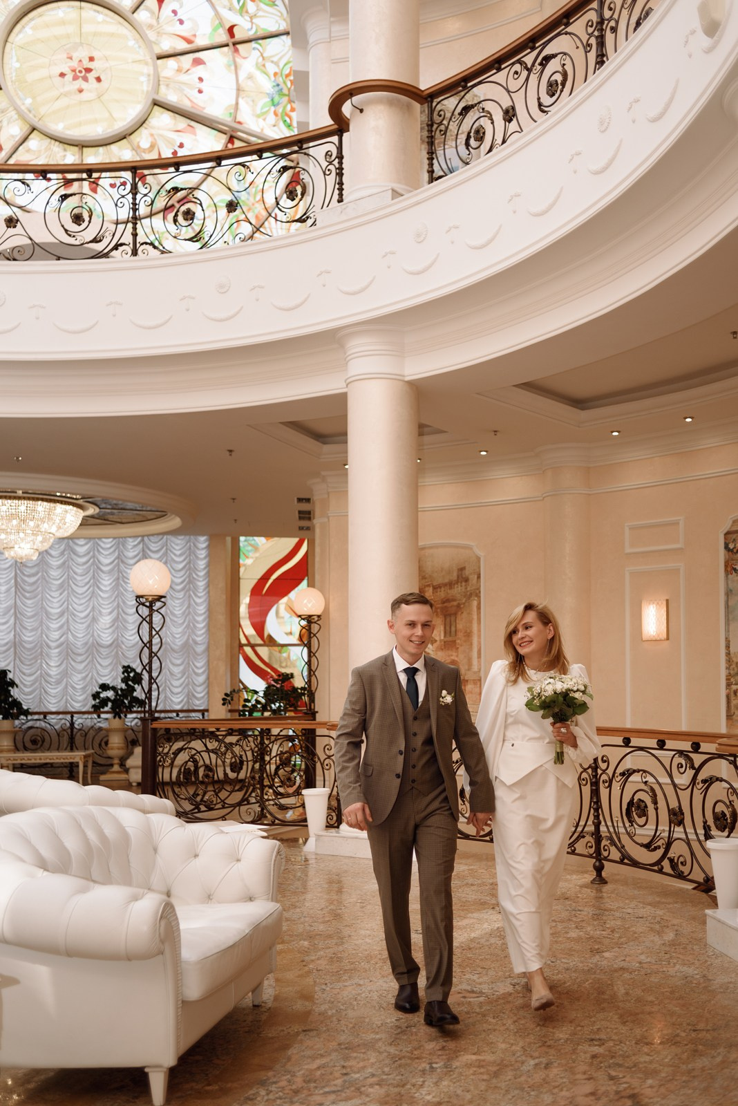 Свадебная фотосессия в стиле минимализм в Тюмени — Максим и Таня — Фотограф Дарья Мустафина. Фотограф Дарья Мустафина, Тюмень