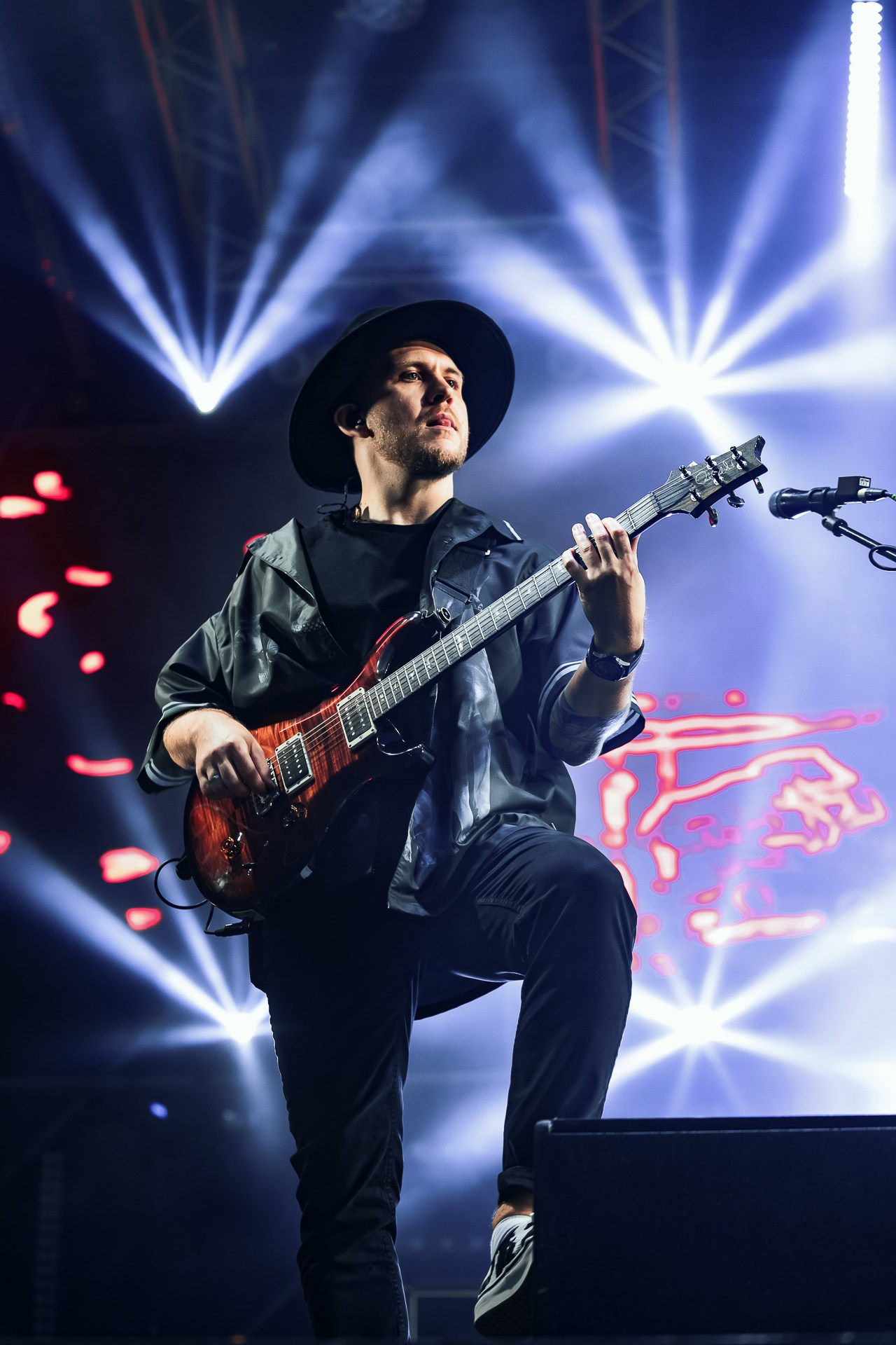 Концерт группы Заточка, 04.07.25, Red Summer, Красный Октябрь. Илья «Бешеный Пёс» Погребняк.