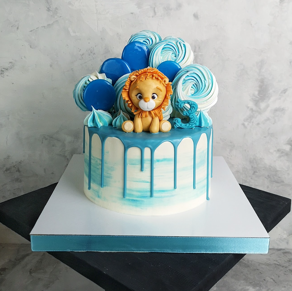 Prve godine i krštenja