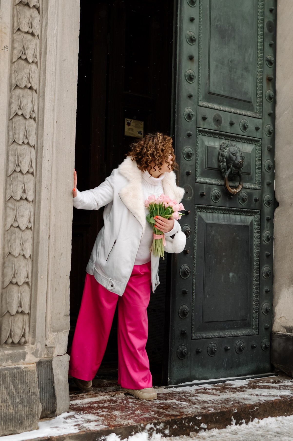 Юля с тюльпанами. Свадебный и сеейный фотограф в Санкт-Петербурге Елена Худякова