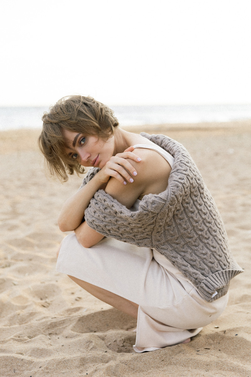 Mother and daughters photo shoot. Контент фотограф для личного бренда